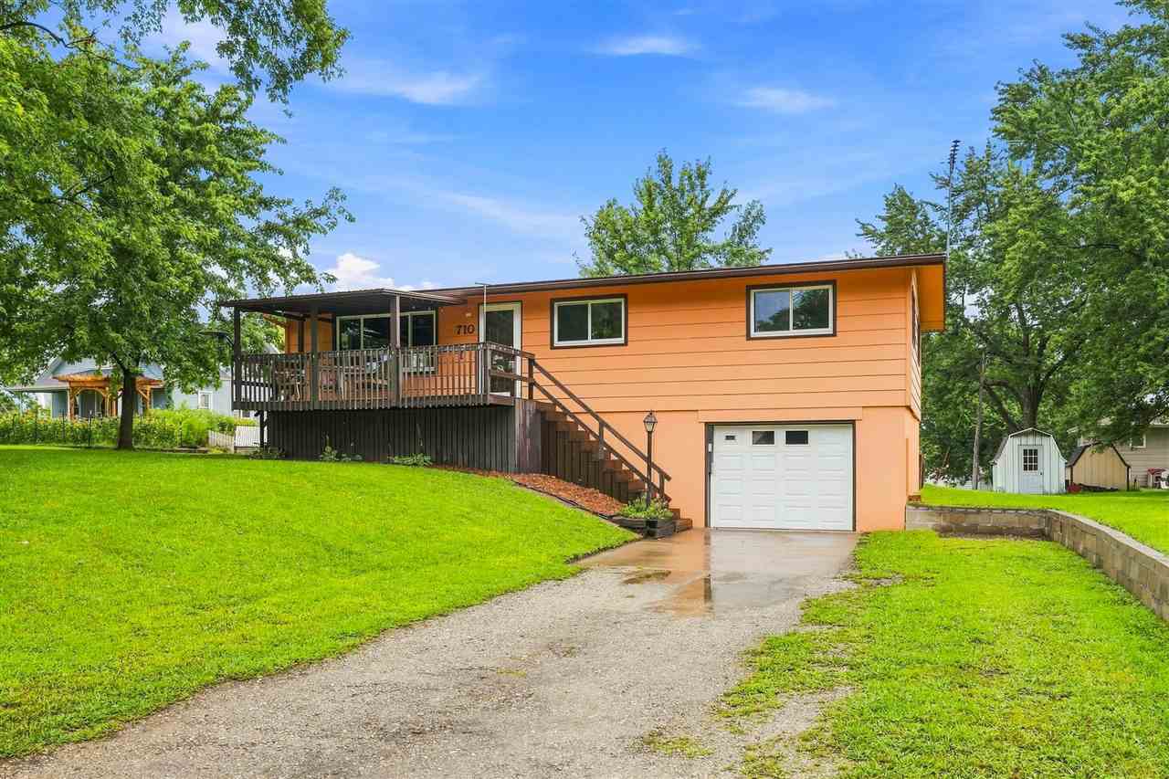 710 13th Street Wellman IA 52356