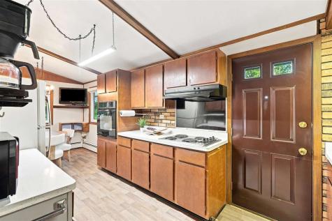 710 13th Street Wellman IA 52356