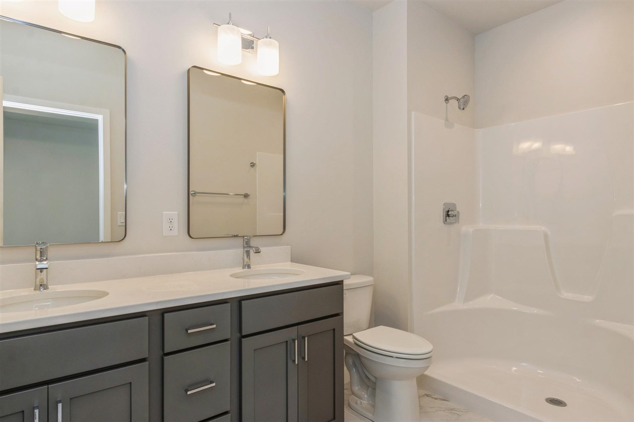 1000 Switchgrass Lane Ely IA 52227