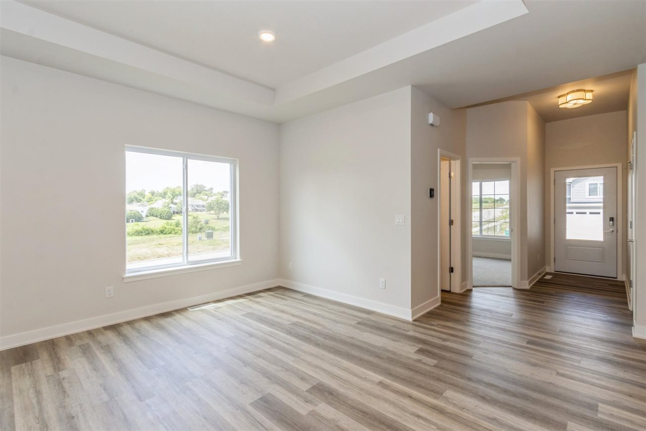 1000 Switchgrass Lane Ely IA 52227