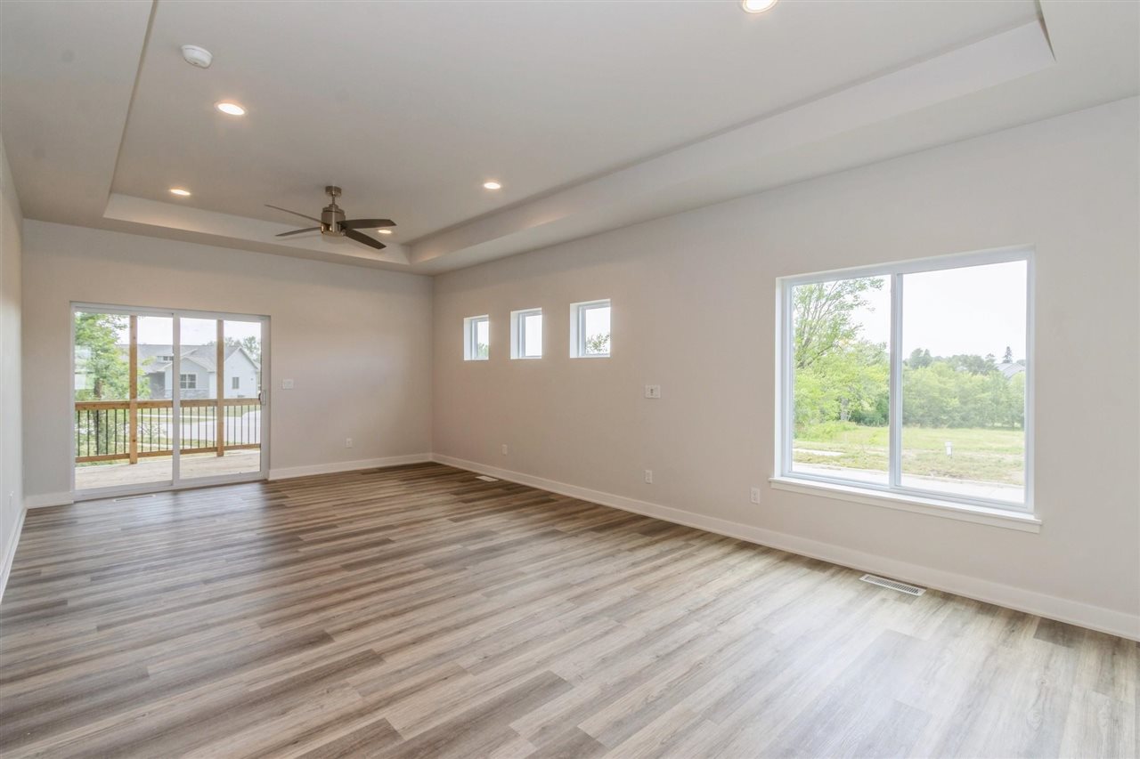 1000 Switchgrass Lane Ely IA 52227