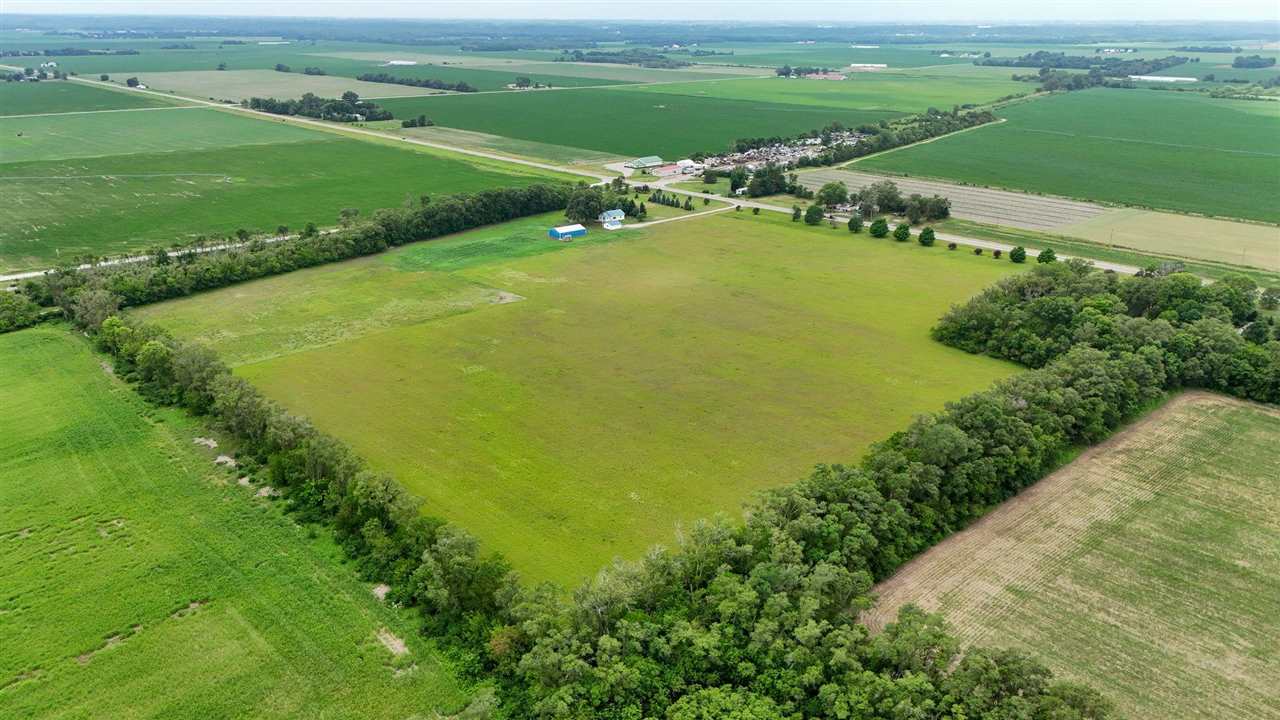 604 S Todds Ferry Conesville IA 52739