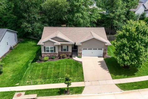 1149 Manitou Trail Iowa City IA 52245