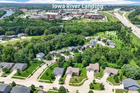 1149 Manitou Trail Iowa City IA 52245