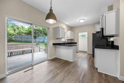 1149 Manitou Trail Iowa City IA 52245