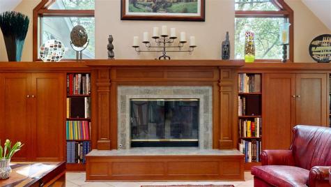 3711 Forest Gate Drive NE Iowa City IA 52240