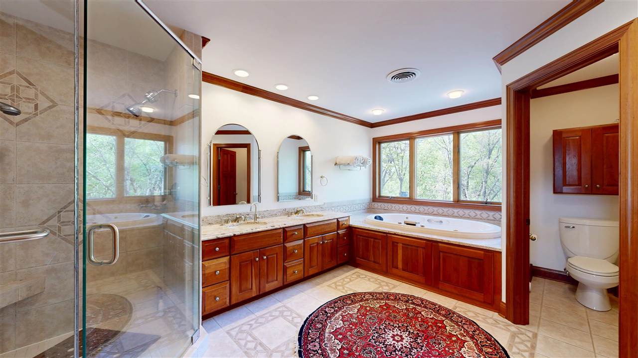 3711 Forest Gate Drive NE Iowa City IA 52240
