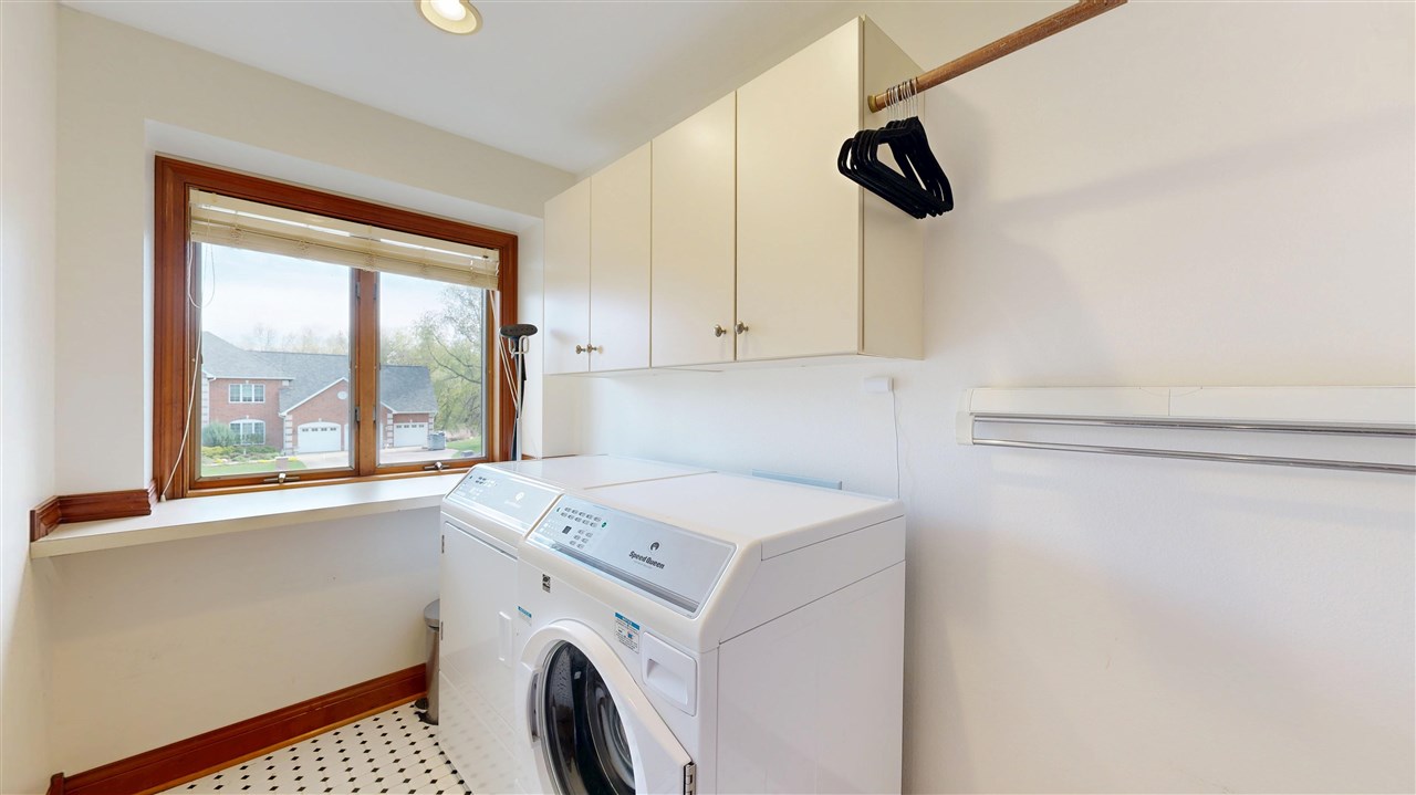 3711 Forest Gate Drive NE Iowa City IA 52240