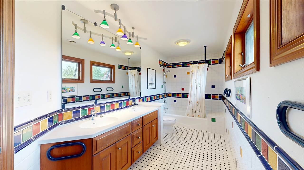 3711 Forest Gate Drive NE Iowa City IA 52240