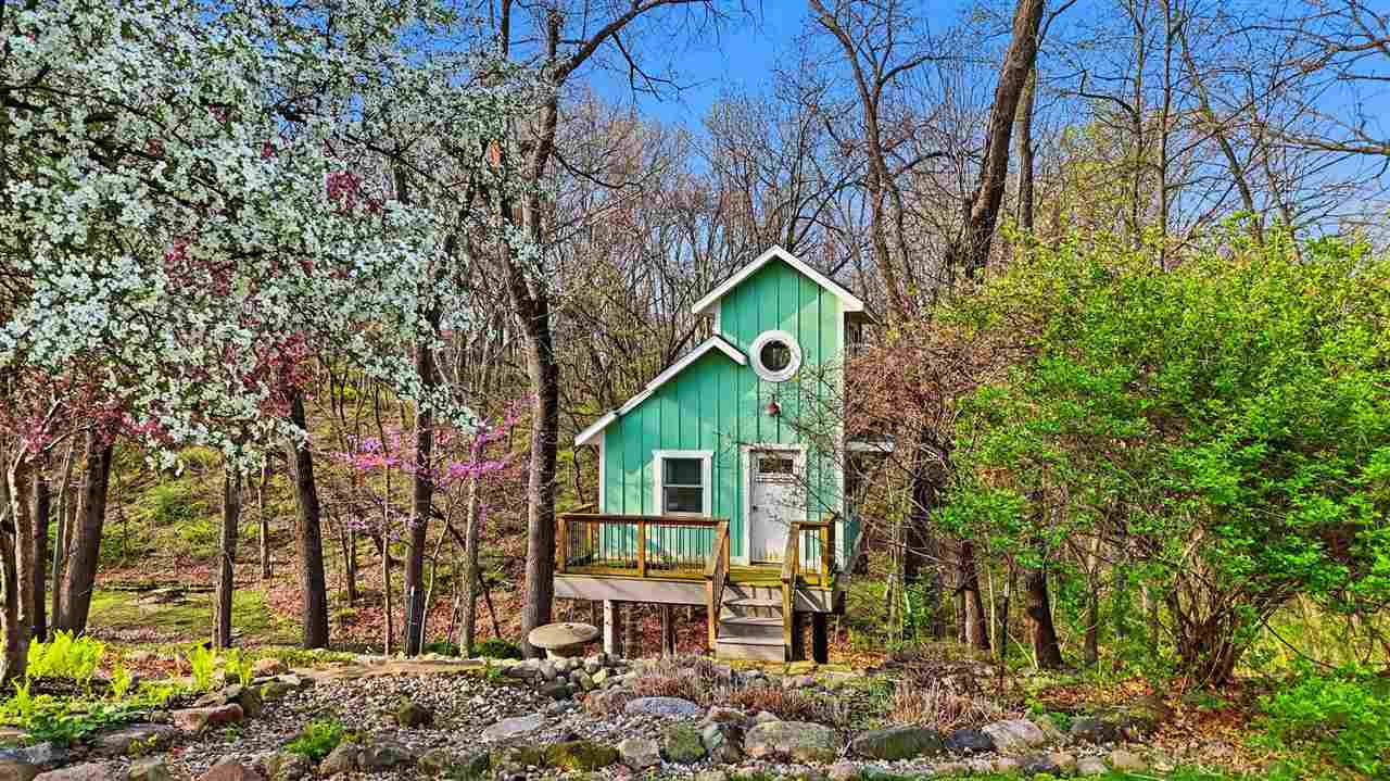 3711 Forest Gate Drive NE Iowa City IA 52240