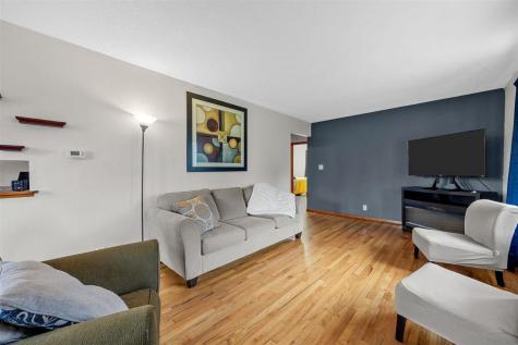 109 Marion Court Hiawatha IA 52233