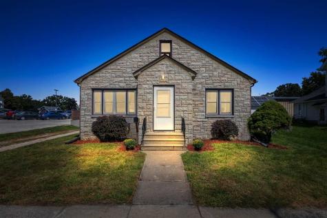 114 E 6th Street Tipton IA 52772