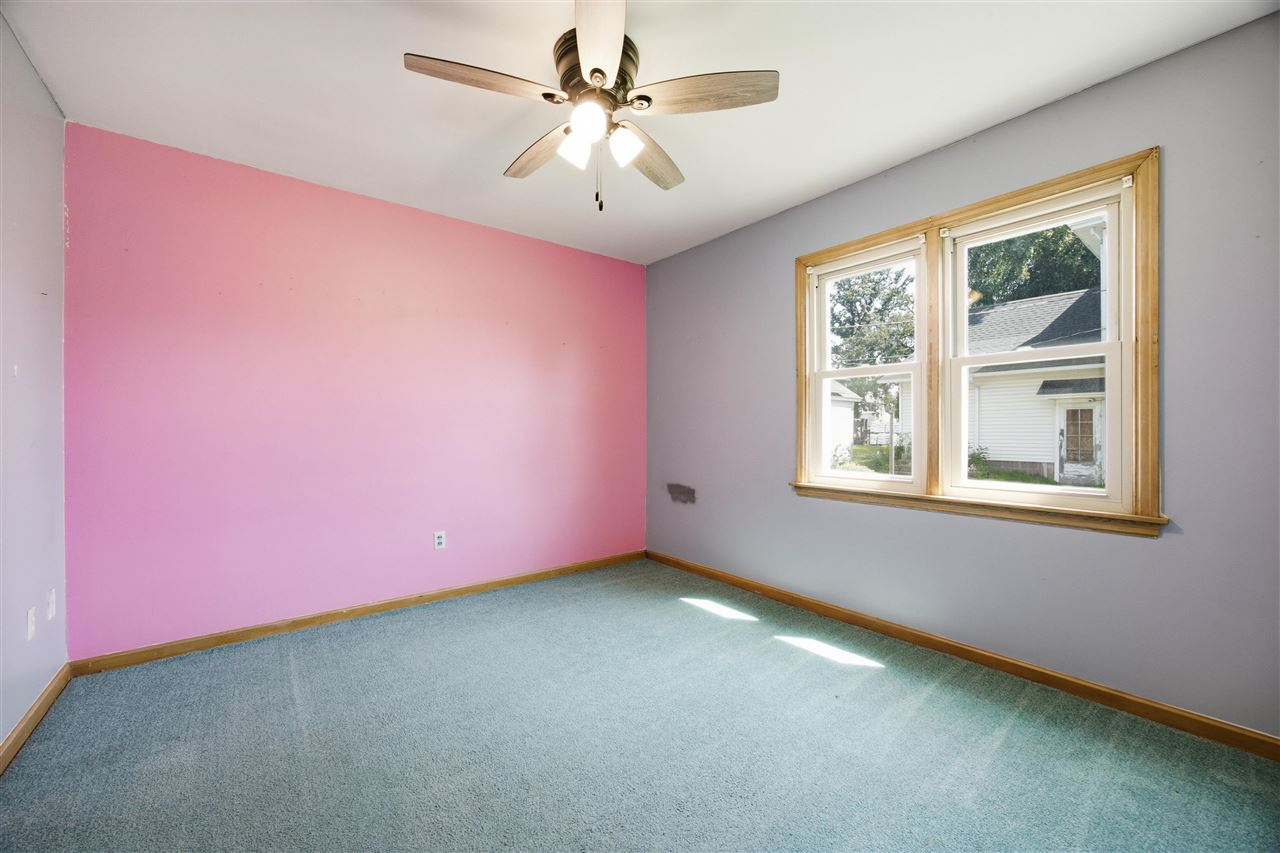 114 E 6th Street Tipton IA 52772
