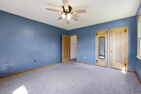 114 E 6th Street Tipton IA 52772