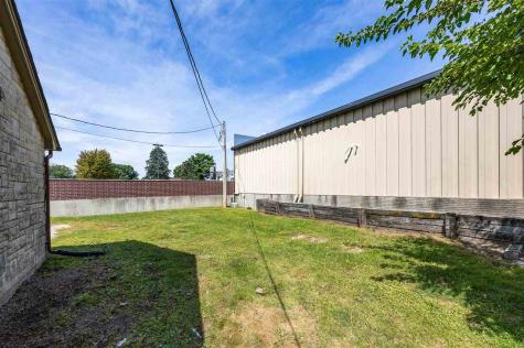 114 E 6th Street Tipton IA 52772
