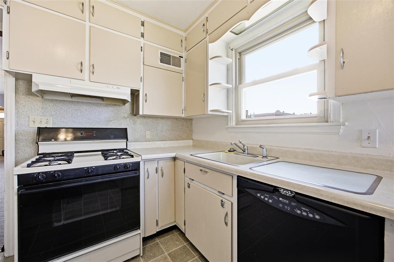 114 E 6th Street Tipton IA 52772