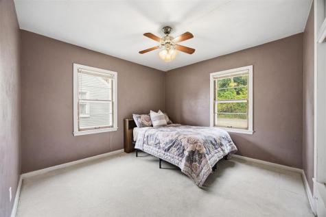 1829 NE K Avenue Cedar Rapids IA 52402
