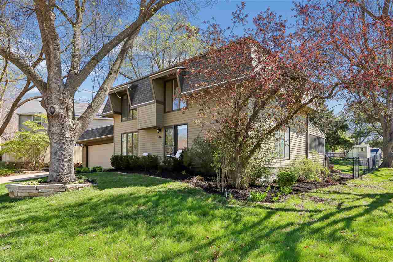 416 Macbride Road Iowa City IA 52246