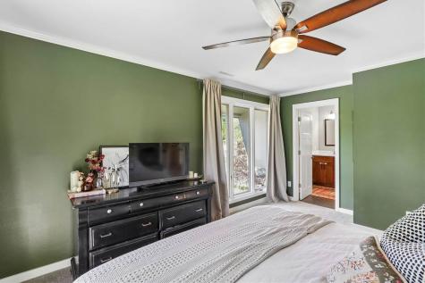 416 Macbride Road Iowa City IA 52246