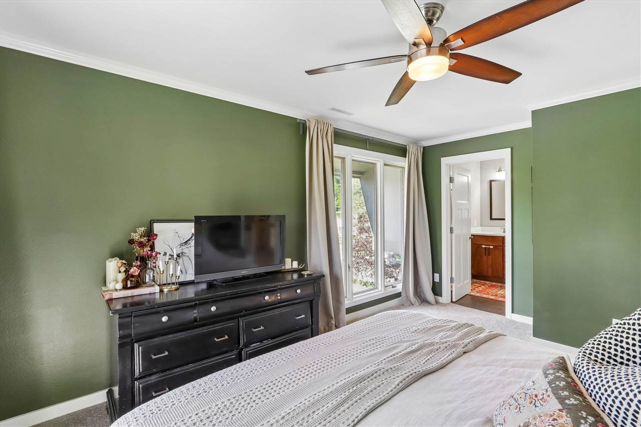 416 Macbride Road Iowa City IA 52246