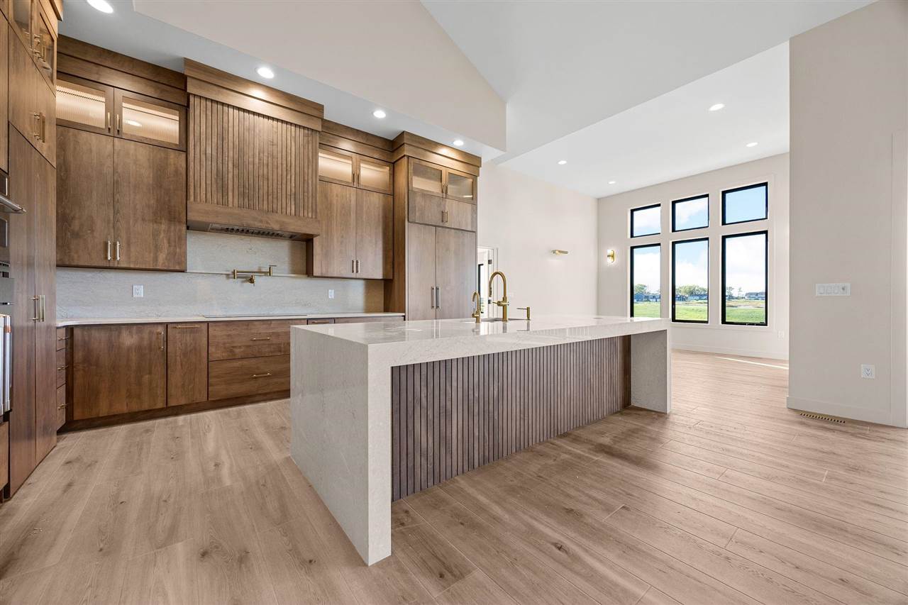 501 Whitetail Lane Tiffin IA 52340