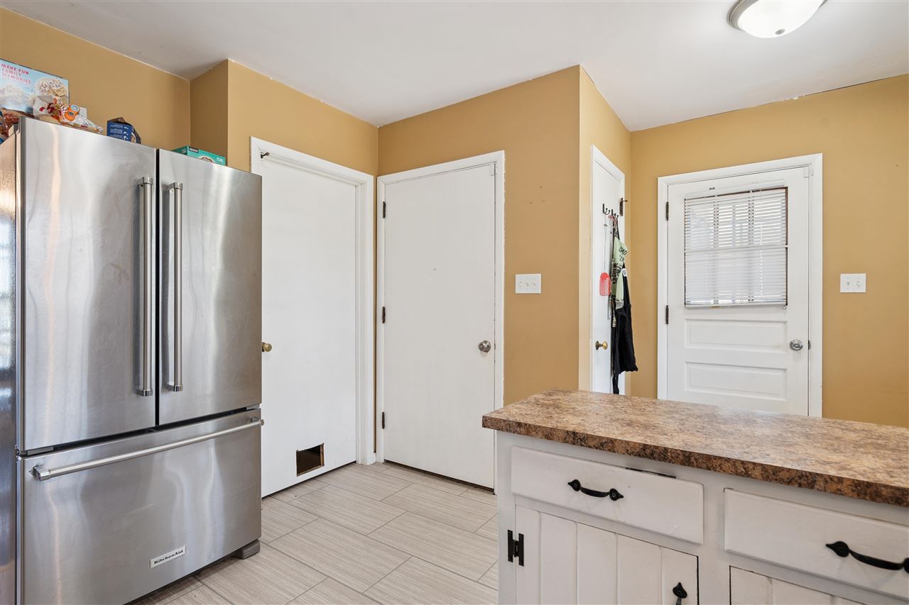 2421 10th Avenue SW Cedar Rapids IA 52404