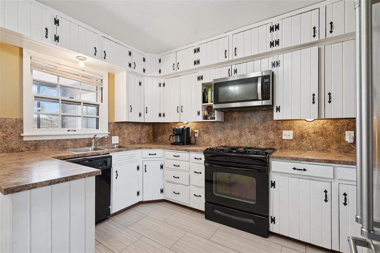 2421 10th Avenue SW Cedar Rapids IA 52404