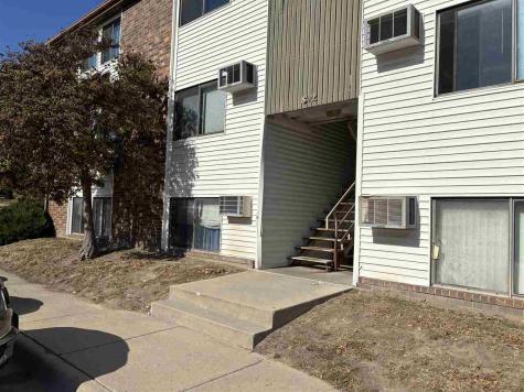 802 Benton Drive Iowa City IA 52246