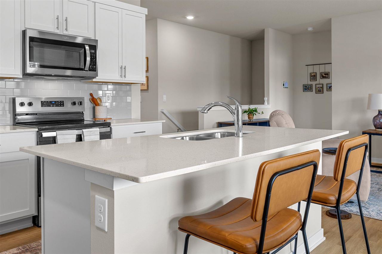 3381 Dreusicke Drive Coralville IA 52241