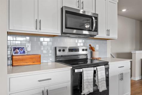 3381 Dreusicke Drive Coralville IA 52241