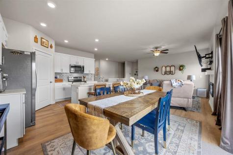 3381 Dreusicke Drive Coralville IA 52241