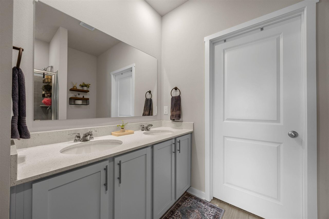3381 Dreusicke Drive Coralville IA 52241