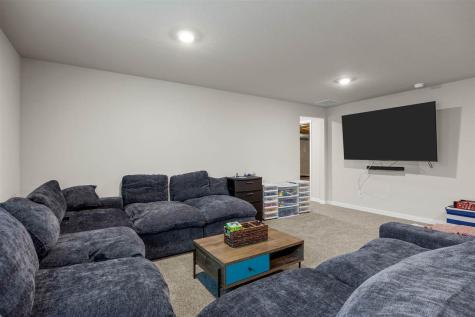 3381 Dreusicke Drive Coralville IA 52241