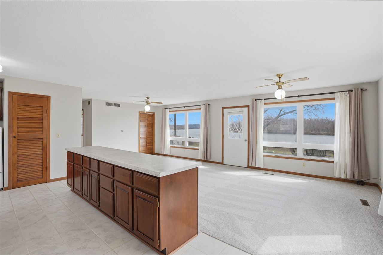 18416 Highway 70 Conesville IA 52739