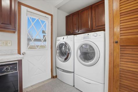 18416 Highway 70 Conesville IA 52739