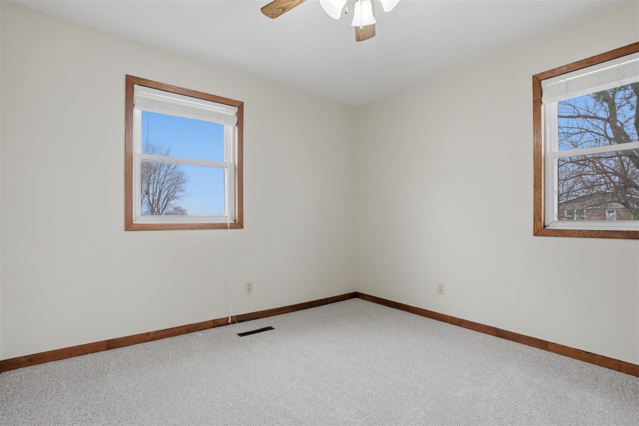 18416 Highway 70 Conesville IA 52739