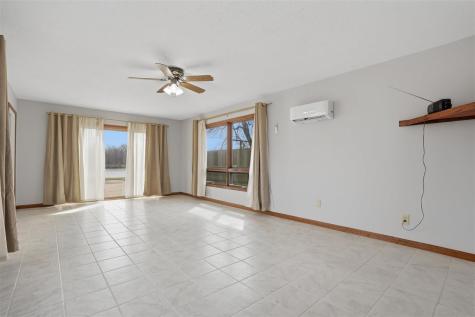 18416 Highway 70 Conesville IA 52739
