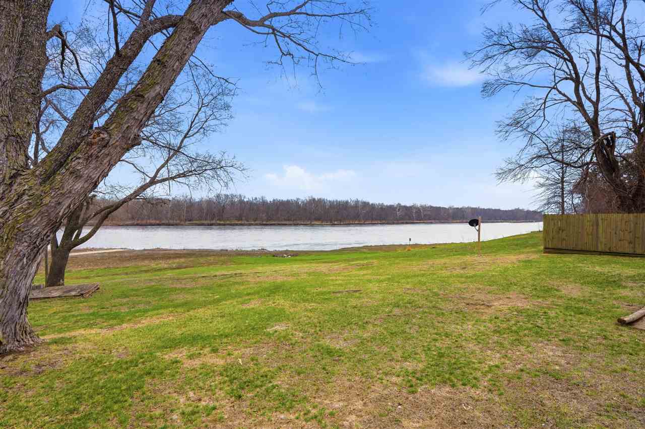 18416 Highway 70 Conesville IA 52739