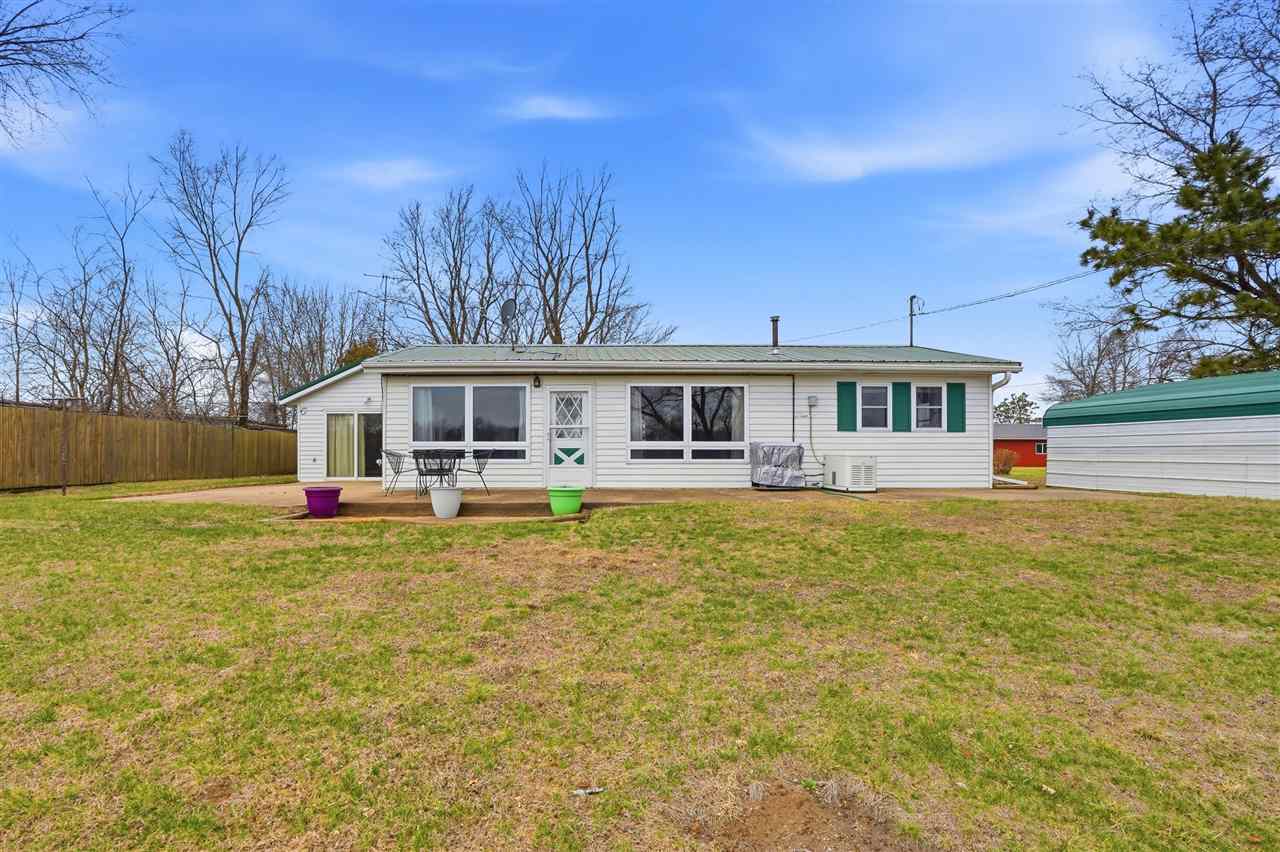18416 Highway 70 Conesville IA 52739