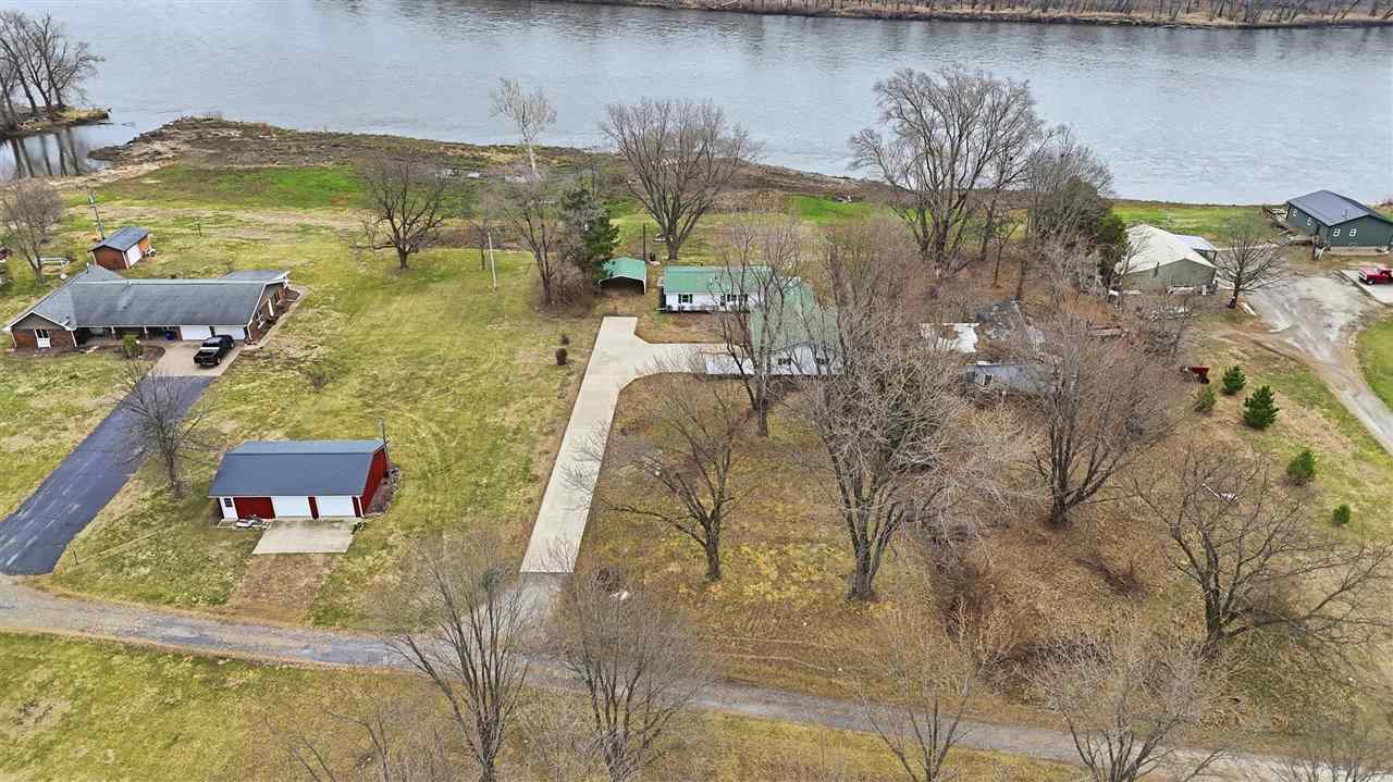 18416 Highway 70 Conesville IA 52739