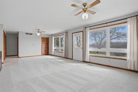18416 Highway 70 Conesville IA 52739