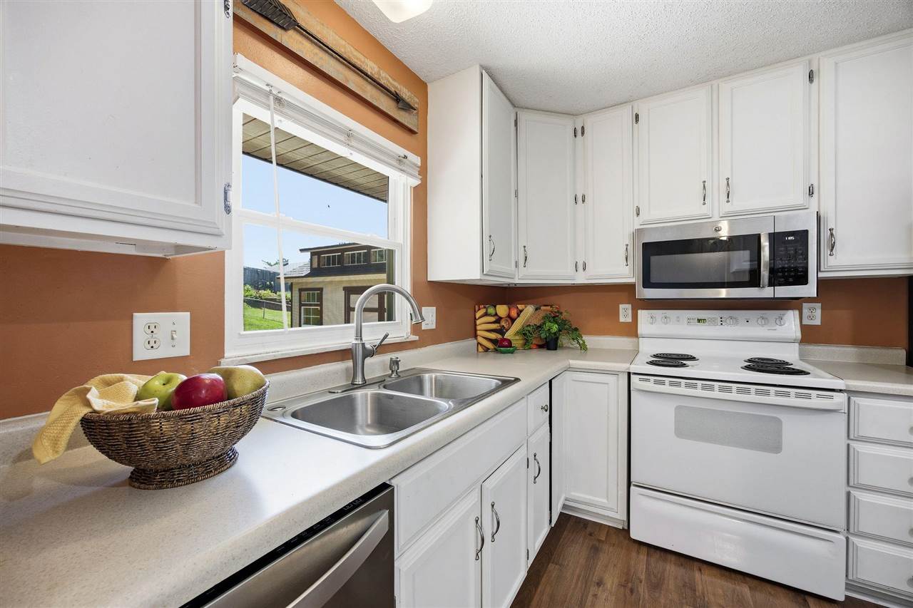 619 Olive Drive NW Cedar Rapids IA 52405