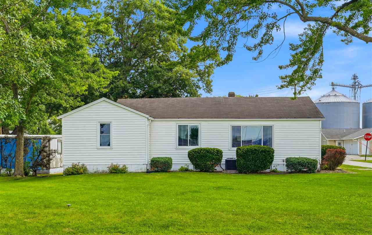 207 W Cummings Wayland IA 52654