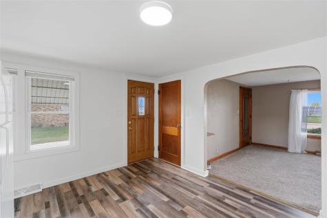 207 W Cummings Wayland IA 52654