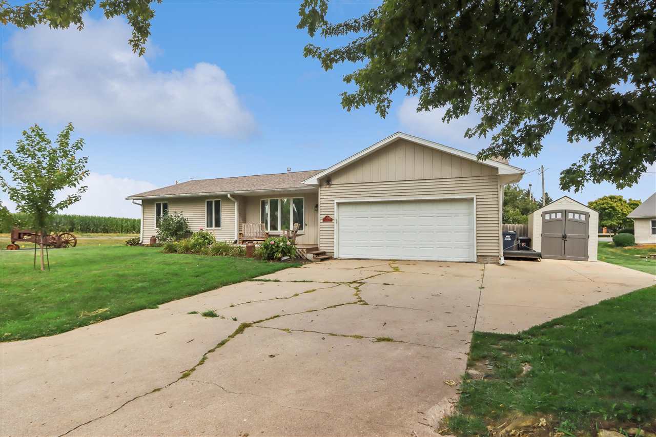 600 S Riggs Street Lone Tree IA 52755