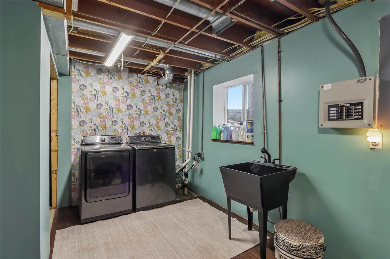 600 S Riggs Street Lone Tree IA 52755