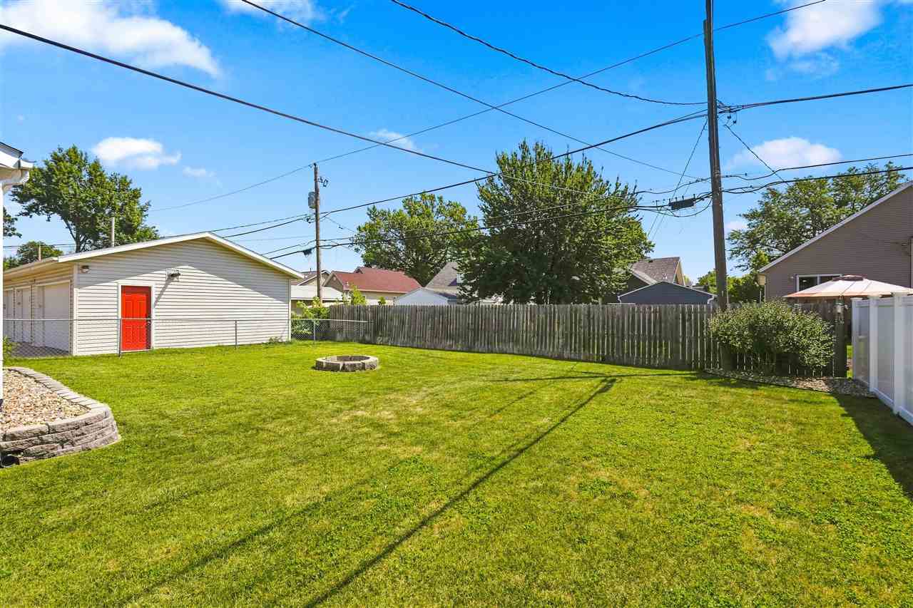 1619 NW 9th Street Cedar Rapids IA 52405