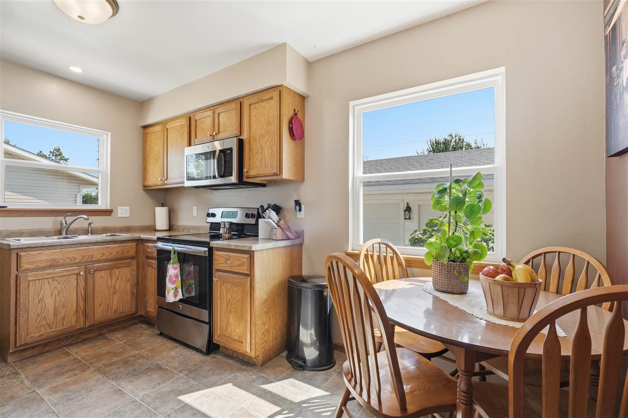 1619 NW 9th Street Cedar Rapids IA 52405