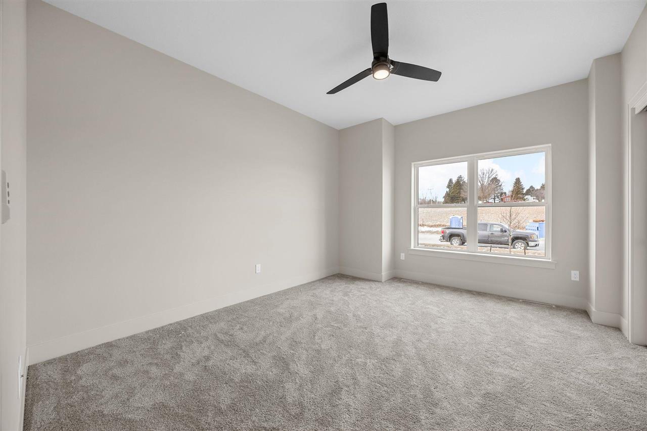 970 17th Avenue SW Mt Vernon IA 52314