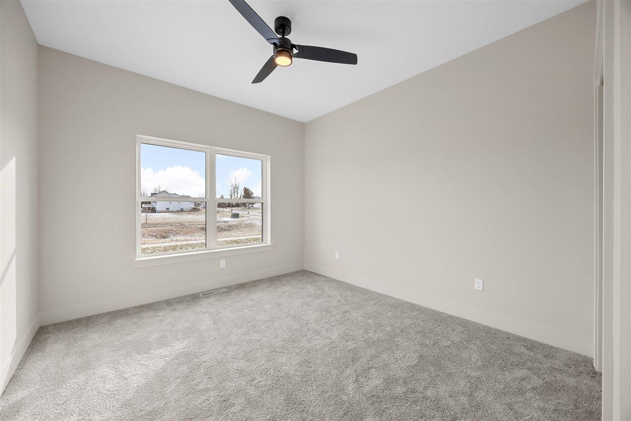 970 17th Avenue SW Mt Vernon IA 52314